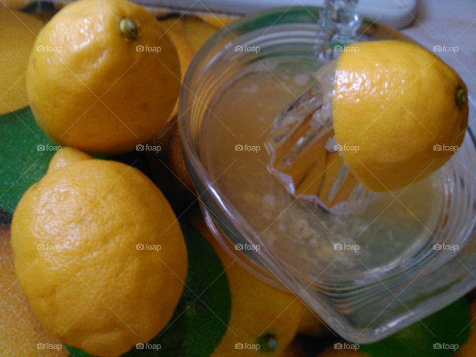 Get your juicing on. Making yummy lemonade