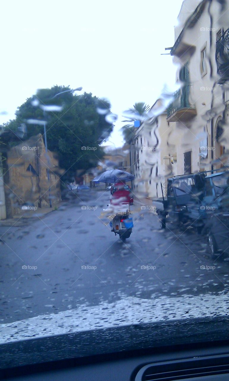 It rains on the scooter