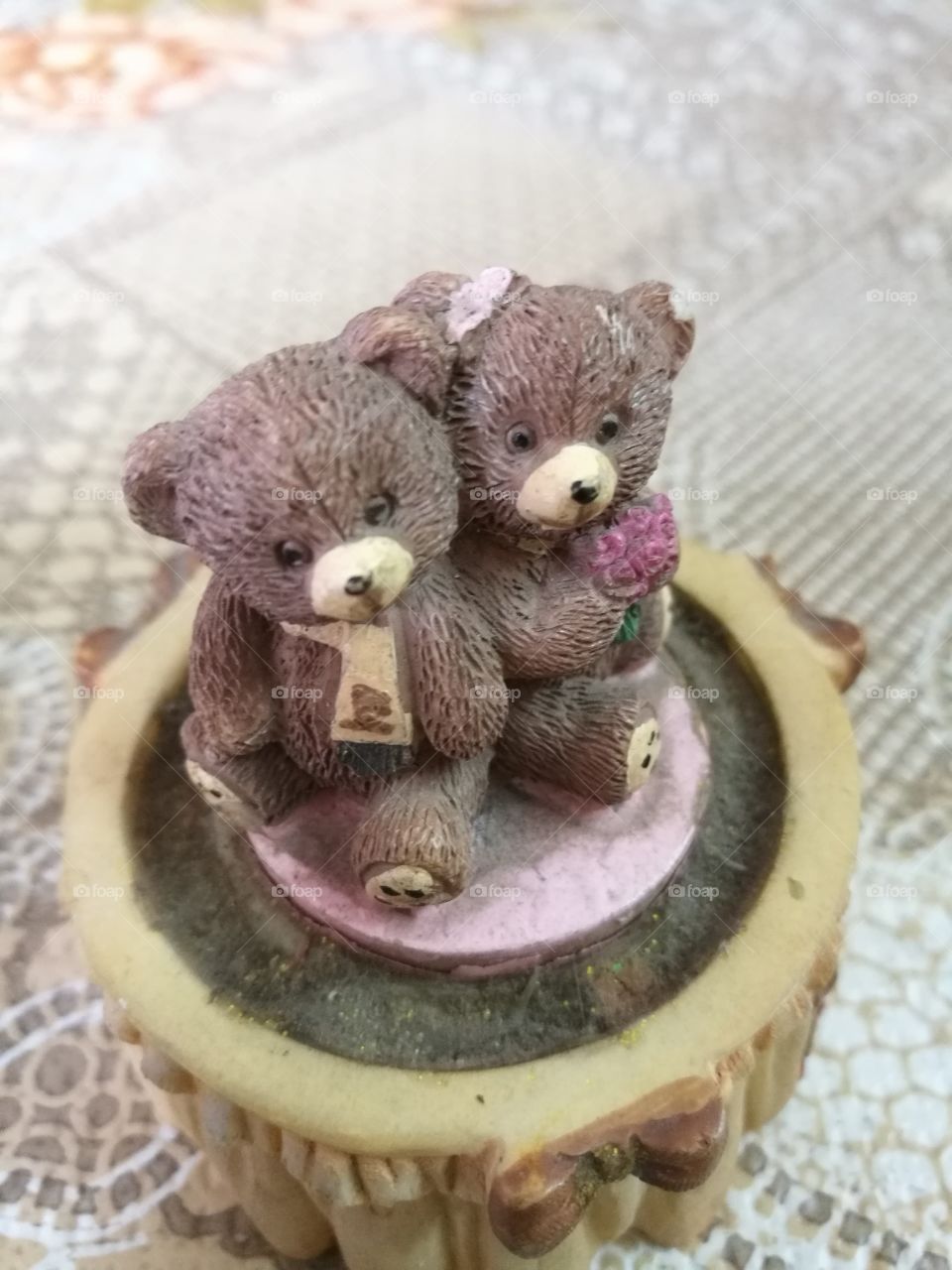 showpiece of teddy bears