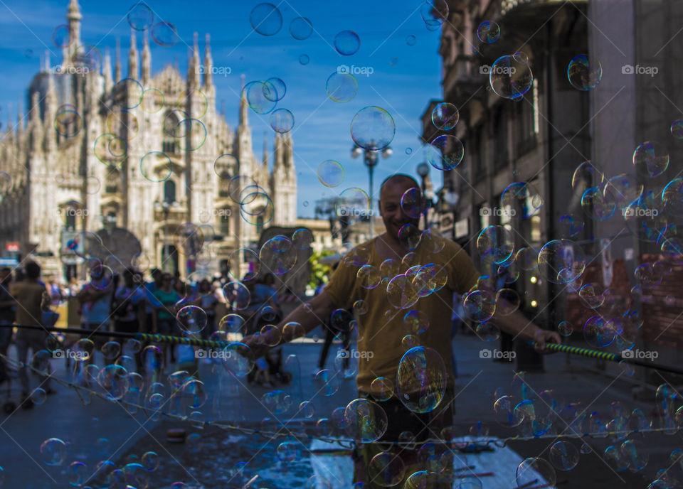 Milano tra le bolle 