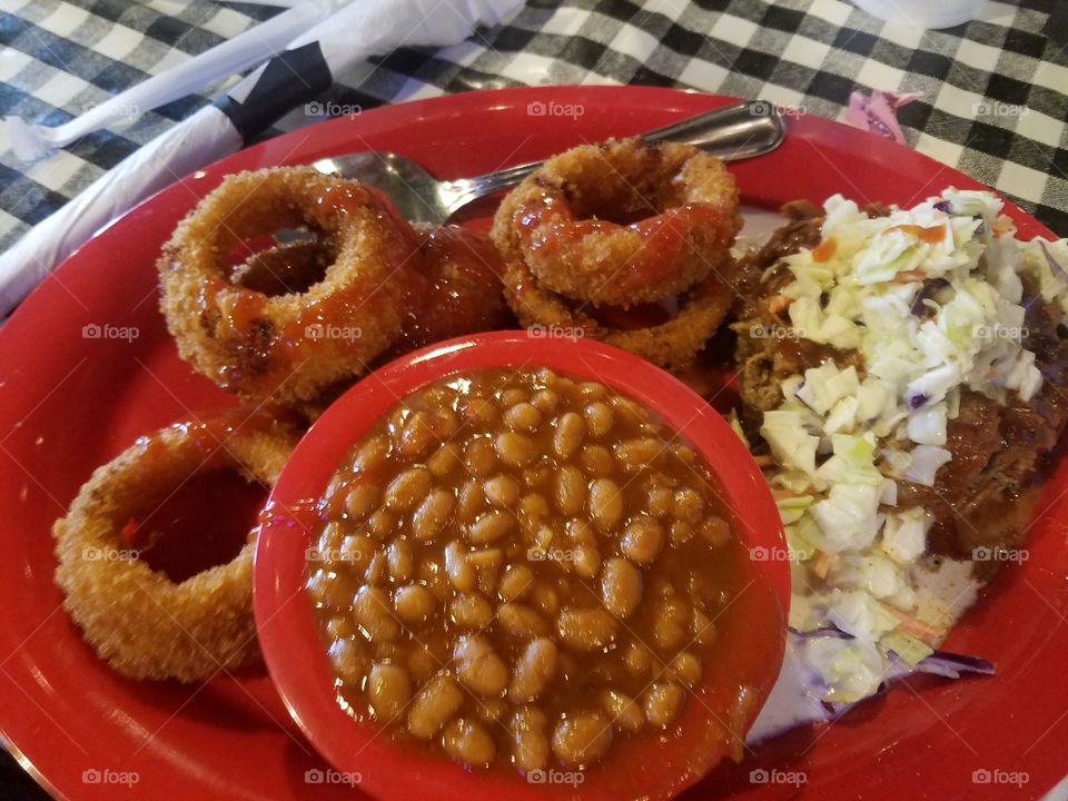 onion rings baked beans smoked beef