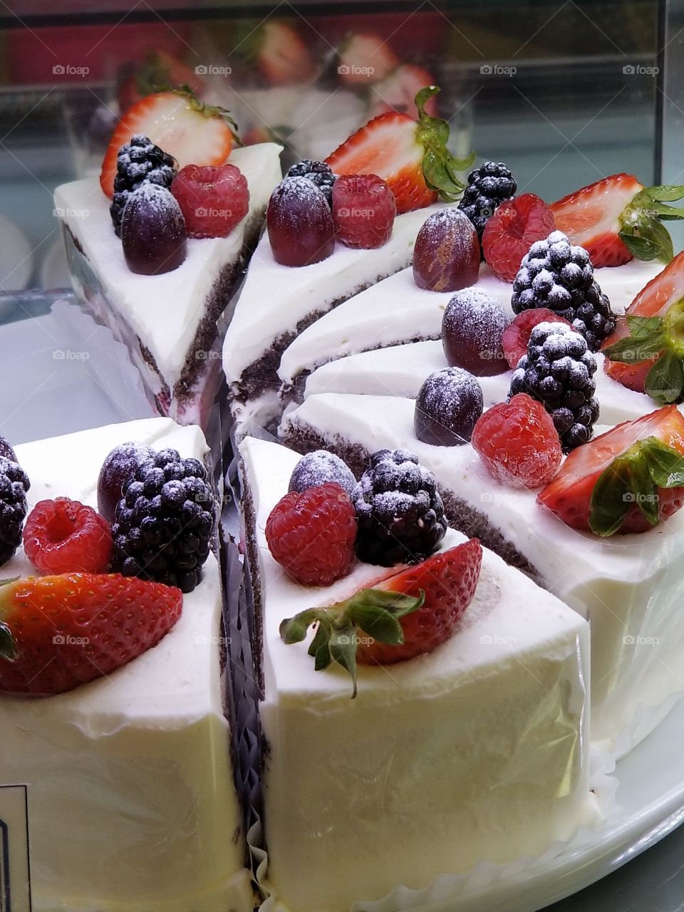 berry cake