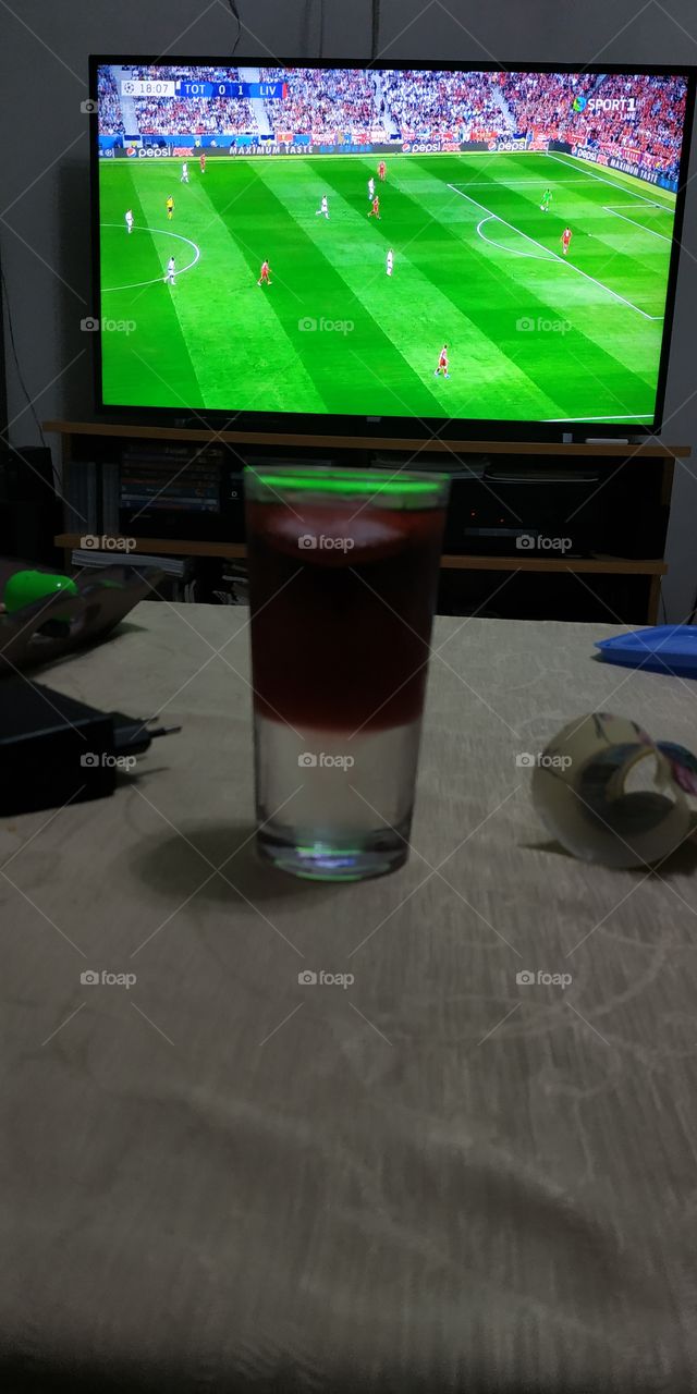 sambuca cherry drink.2 layers