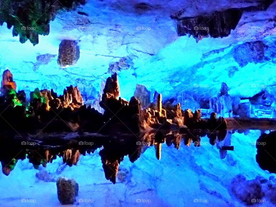 Reflection light over the water in cave of Kuilin