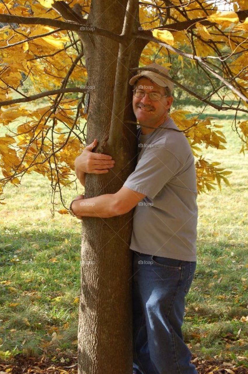 Fall. Have you hugged your tree today ? Morton Arboretum in the Fall. 