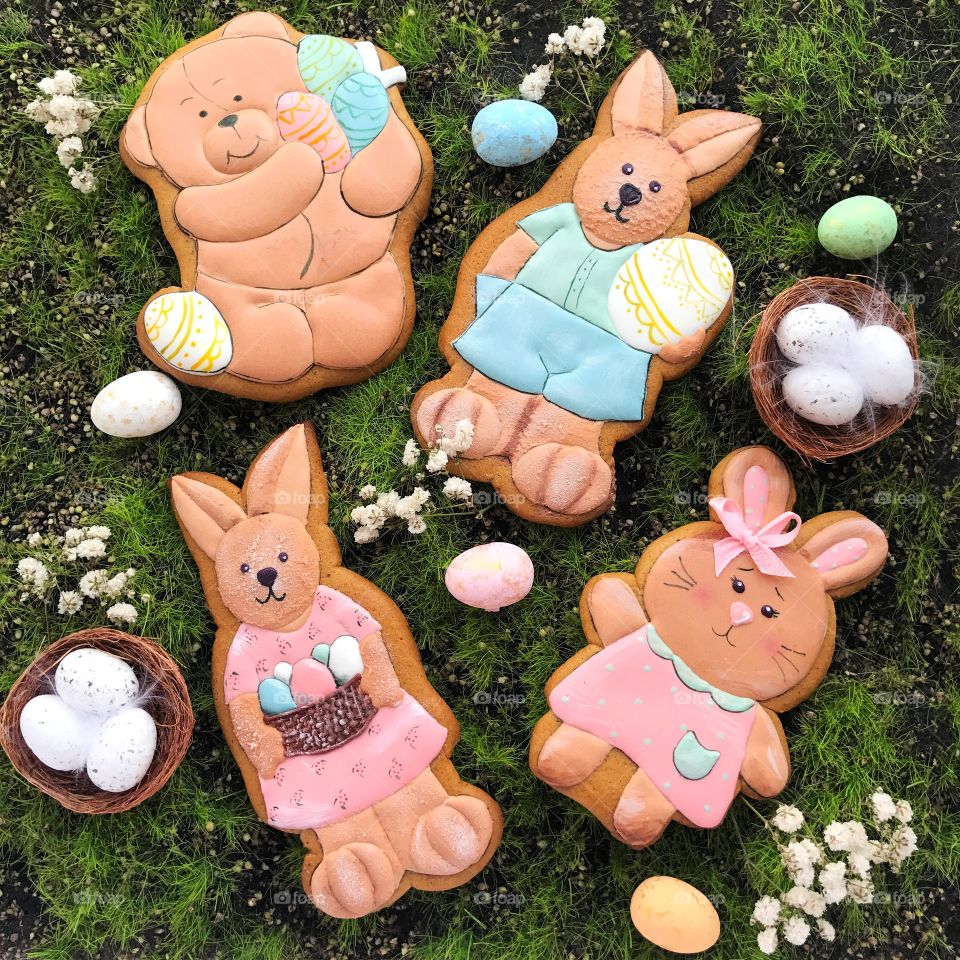 Happy Easter cookies. 