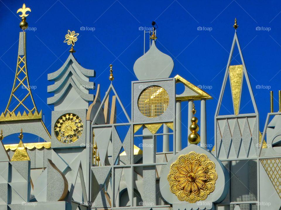 Disneyland Iconic Ride