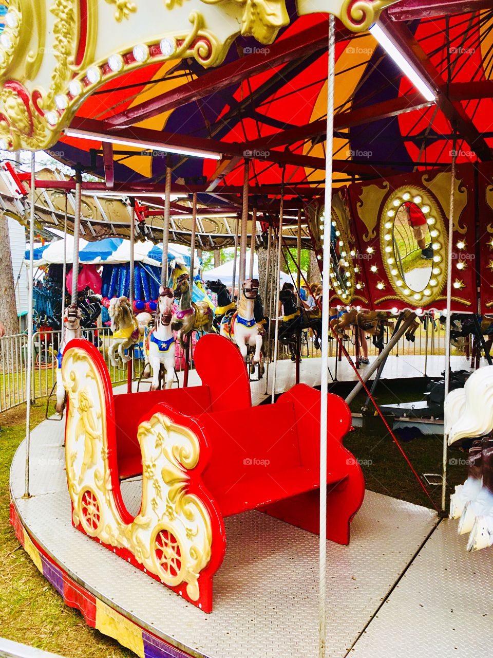 Empty carousel waiting for riders 