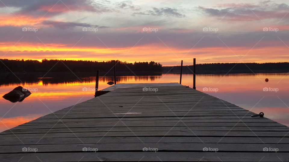 Vacker solnedgång. Från Sörabysjön i Rottne