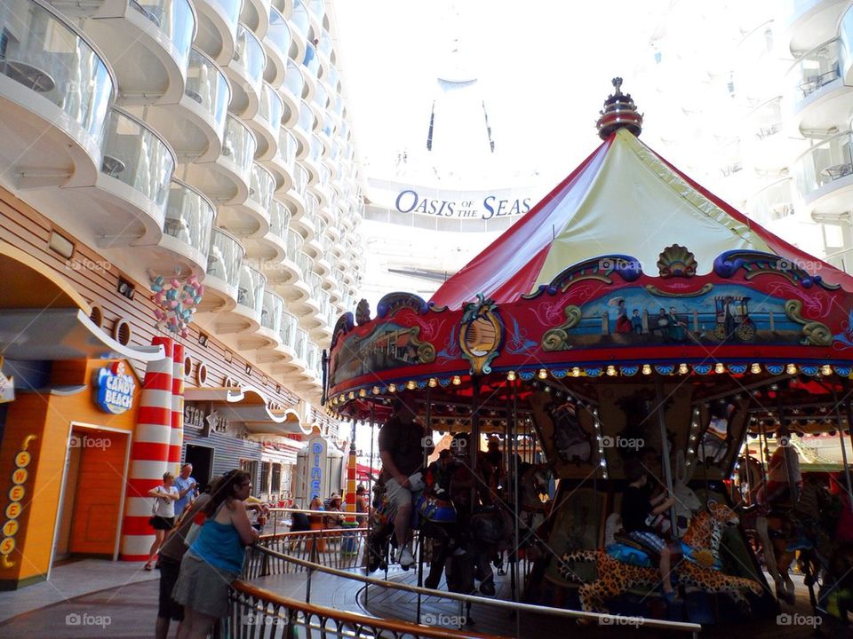 Oasis of the Seas Carousel 