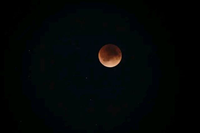 lighting moon
