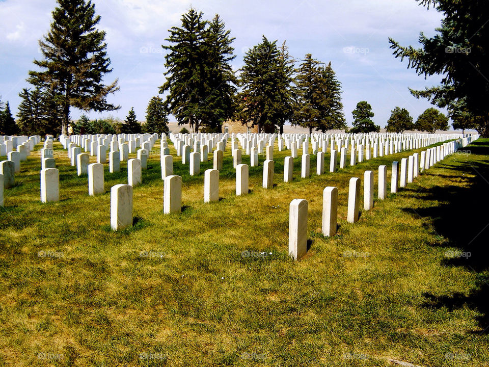 military cemetery united states by refocusphoto