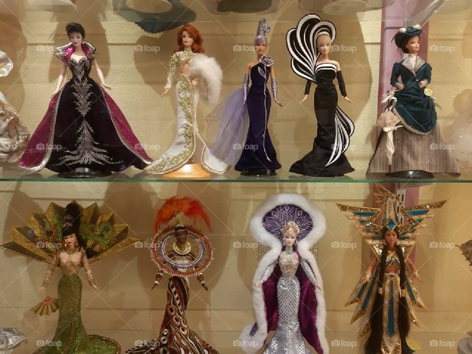 The magic world of dolls