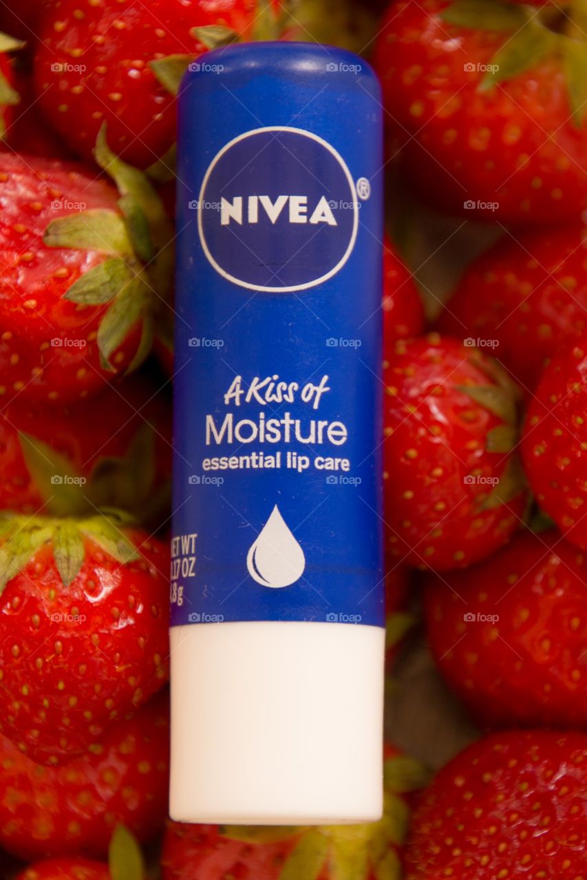 Strawberries and nivea