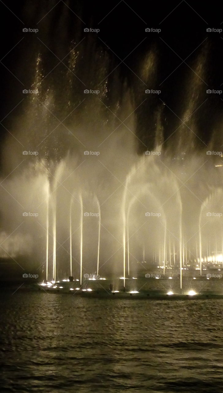 Dubai Fountain by night