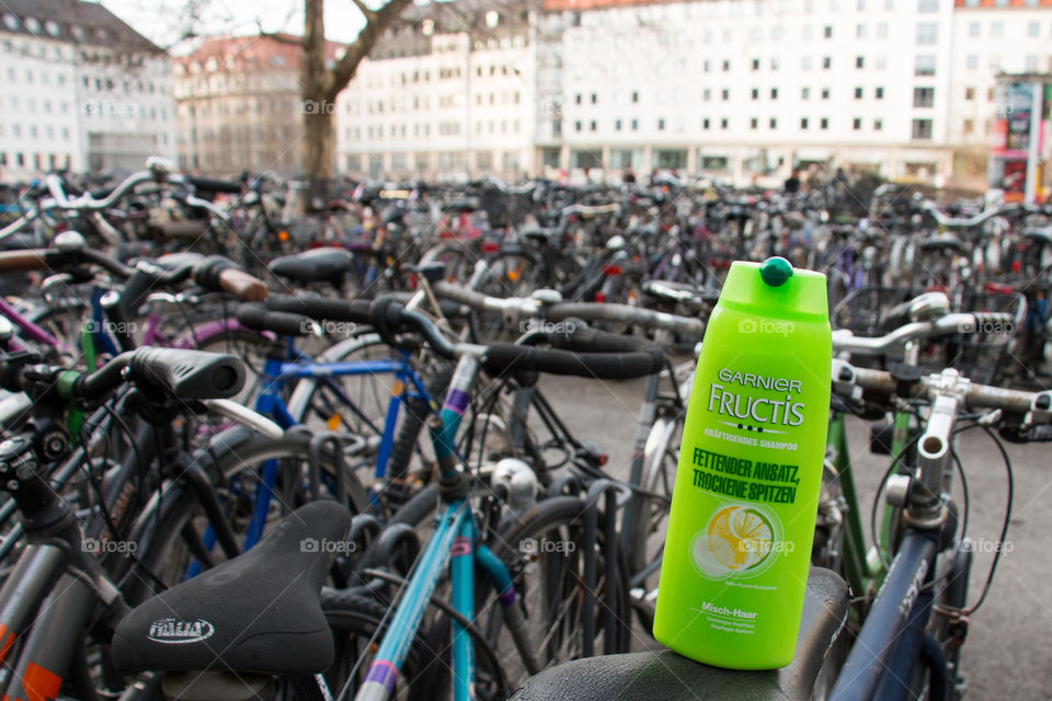 Cycling and shampooing 