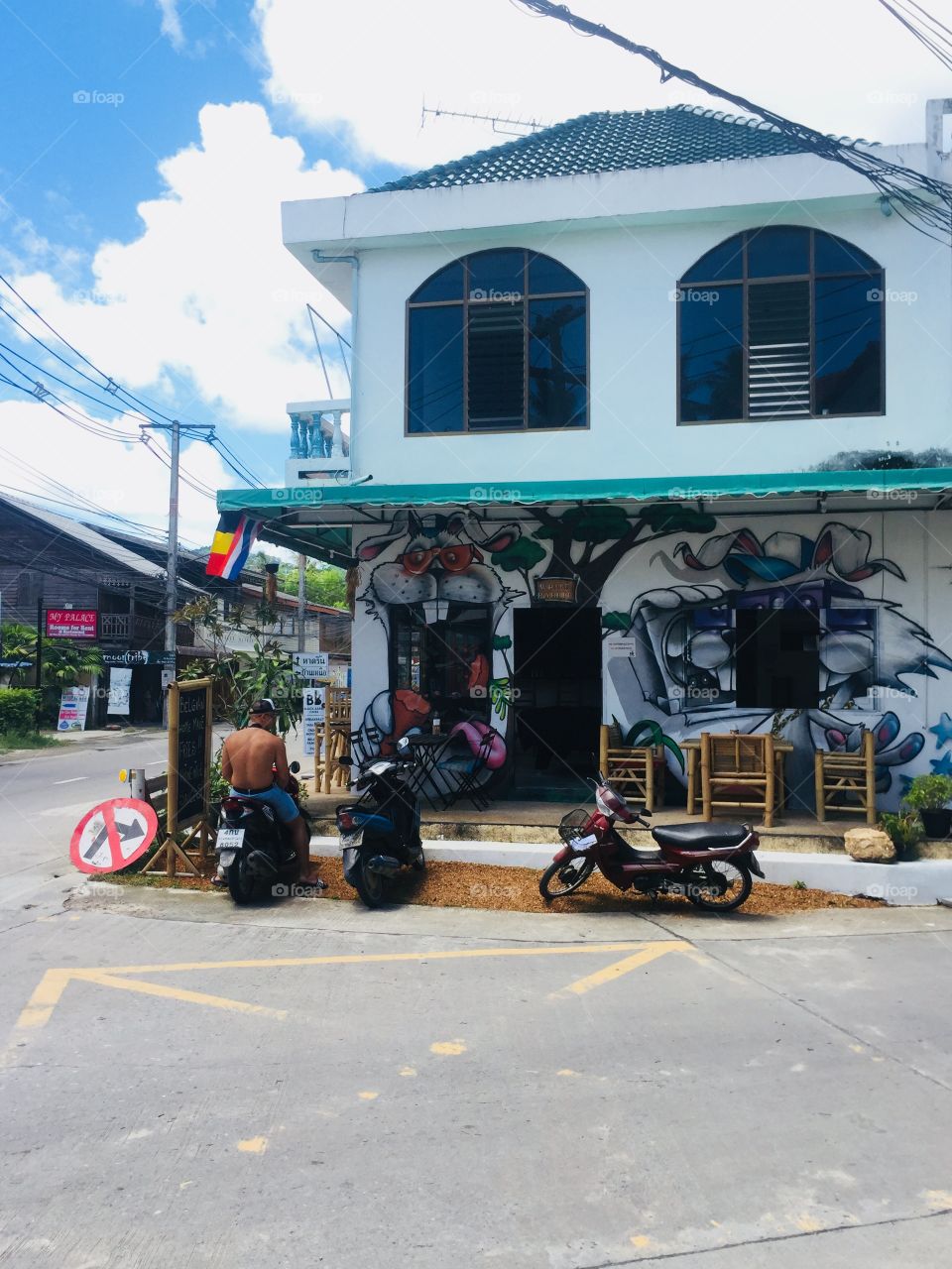 Придорожное кафе на Пангане