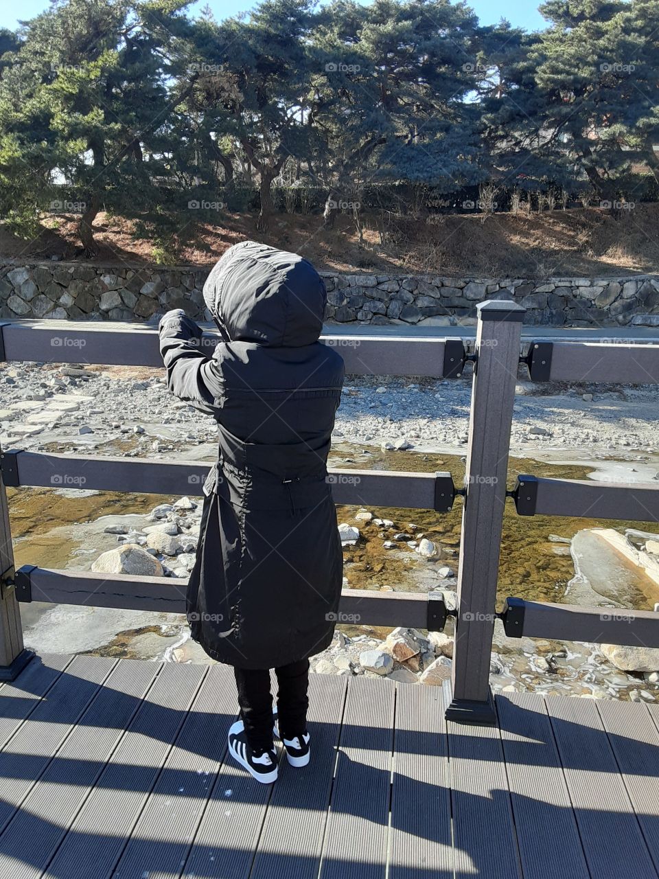 on our way, we pass by in here and we stay for a little time to enjoy its beauty.