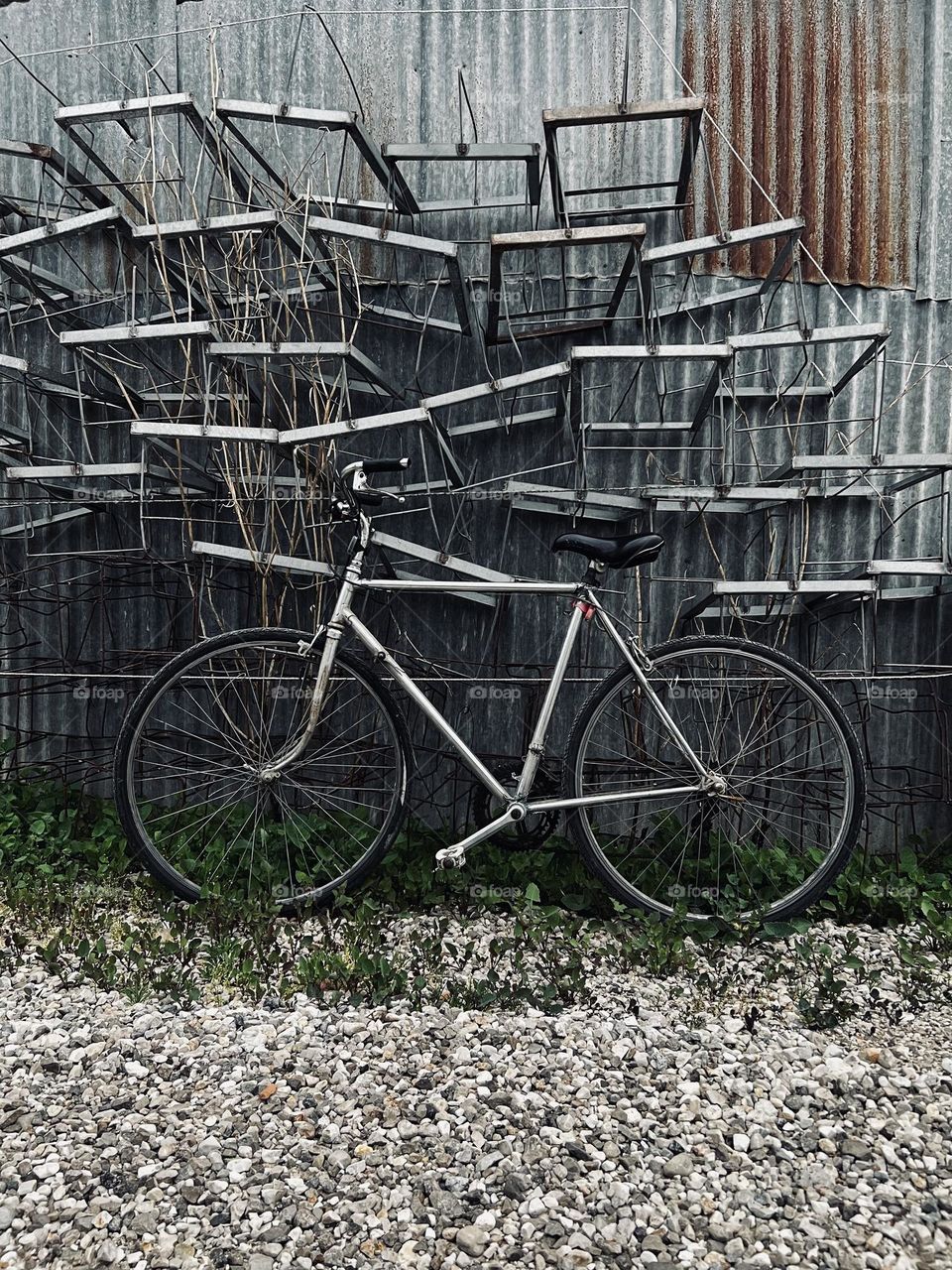 Lonely bicycle 