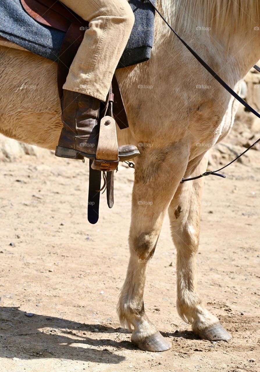 With Bouncing Soles you can use it anywhere or whatever you do and your feet will be safe. 