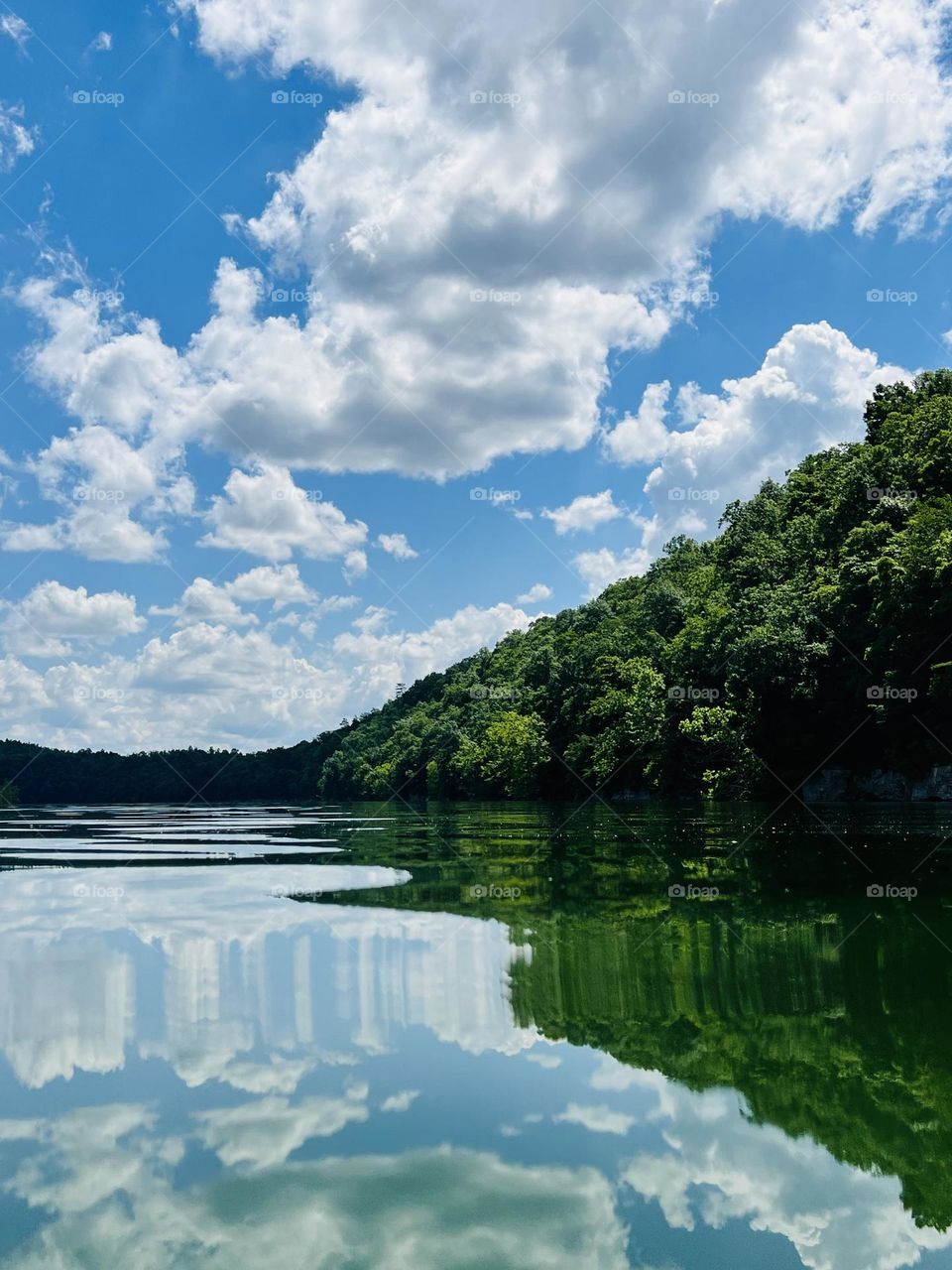 Ripples in the waters of Lake Cumberland in Kentucky 