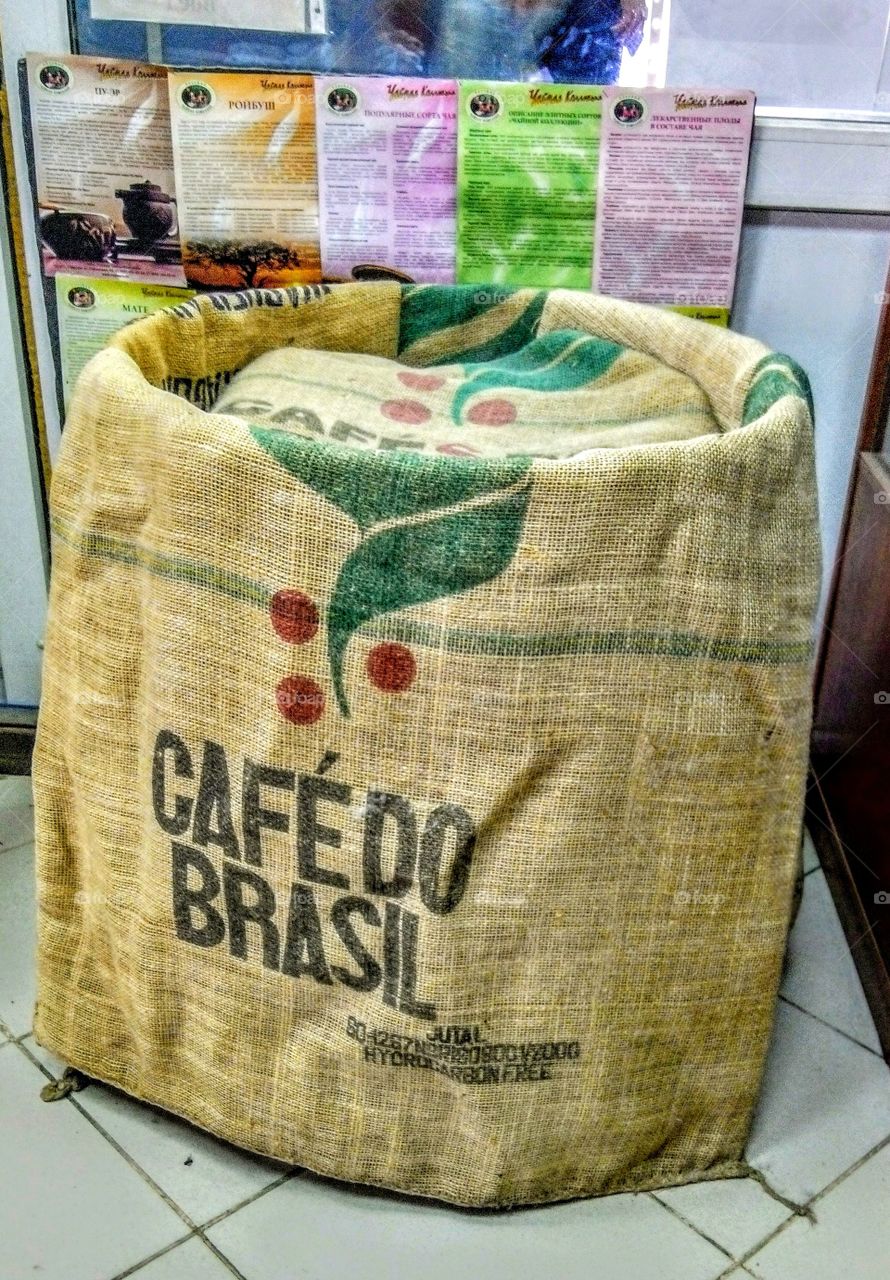 Bag of coffee beans. Cate Do Brasil.