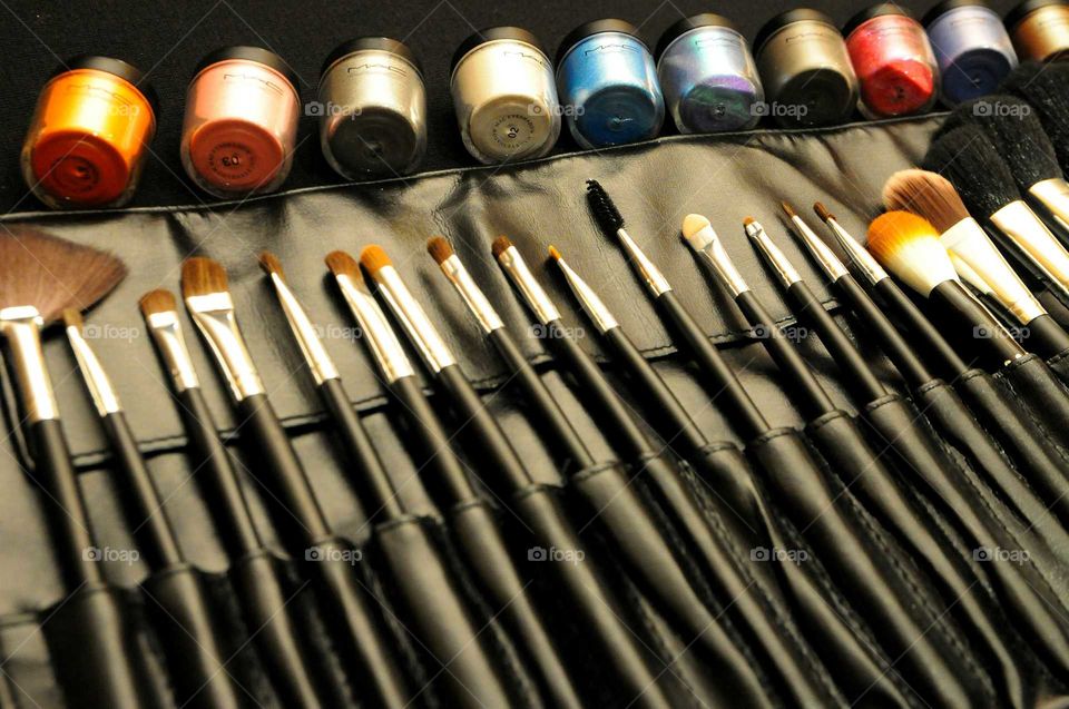 Makeup brushes