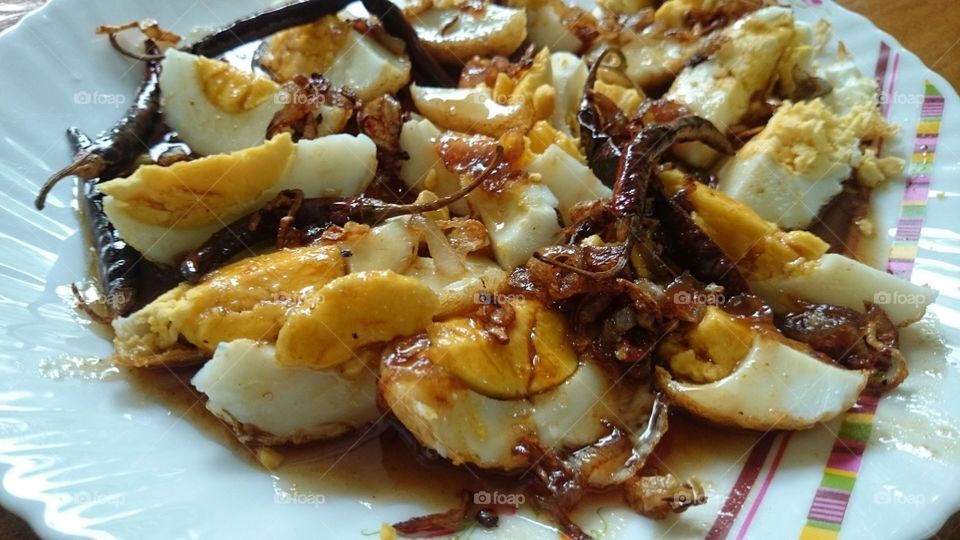 Kai Look Koey  thaifood. egg, kailookkoey,  Egg with Tamarind Sauce  "Thai food "