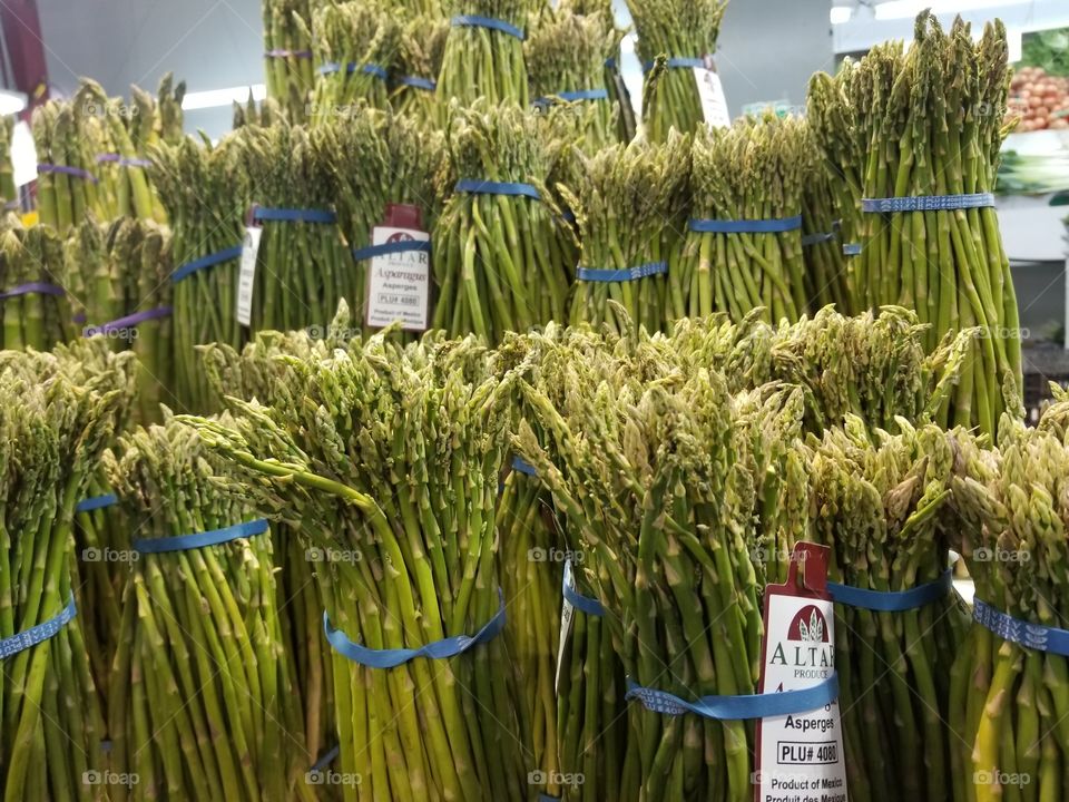 asparagus Montreal style