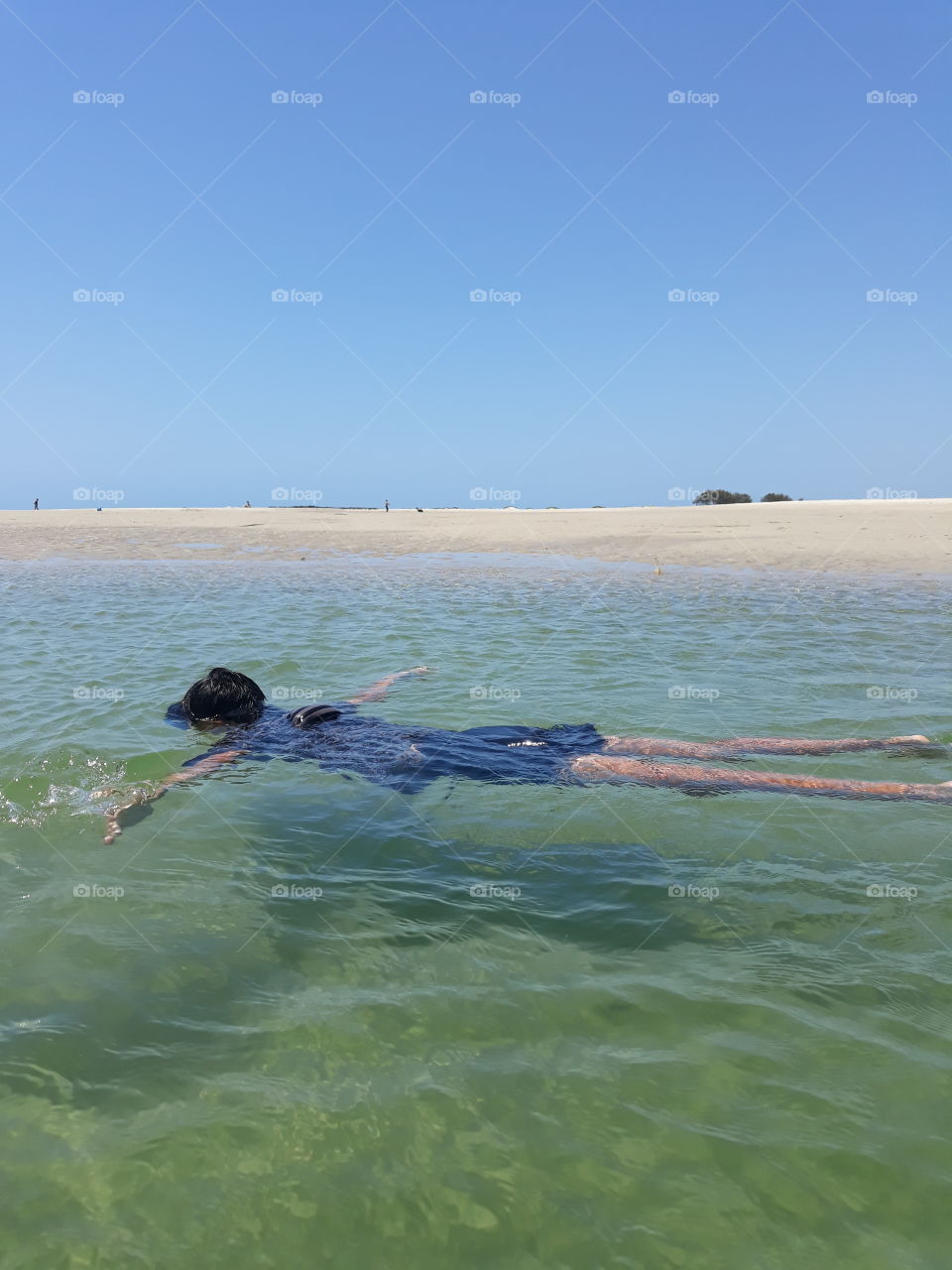 swimming @elliot heads, Qld Australia