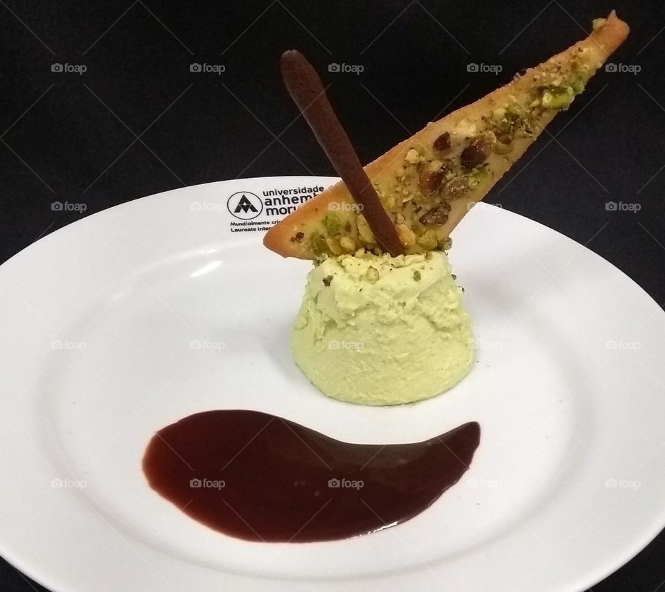 Pistachios are amazing on desserts!