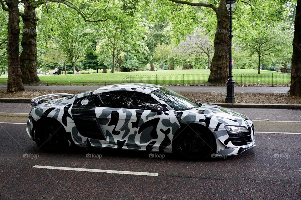 Such a cool car bodywork in a camouflage design 