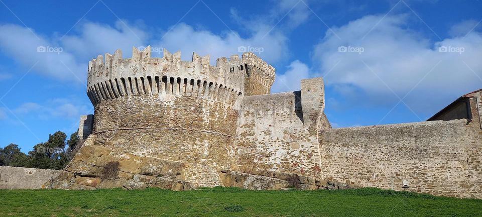 ancient fortification