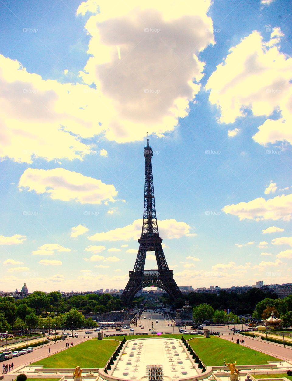Eiffel tower. Paris