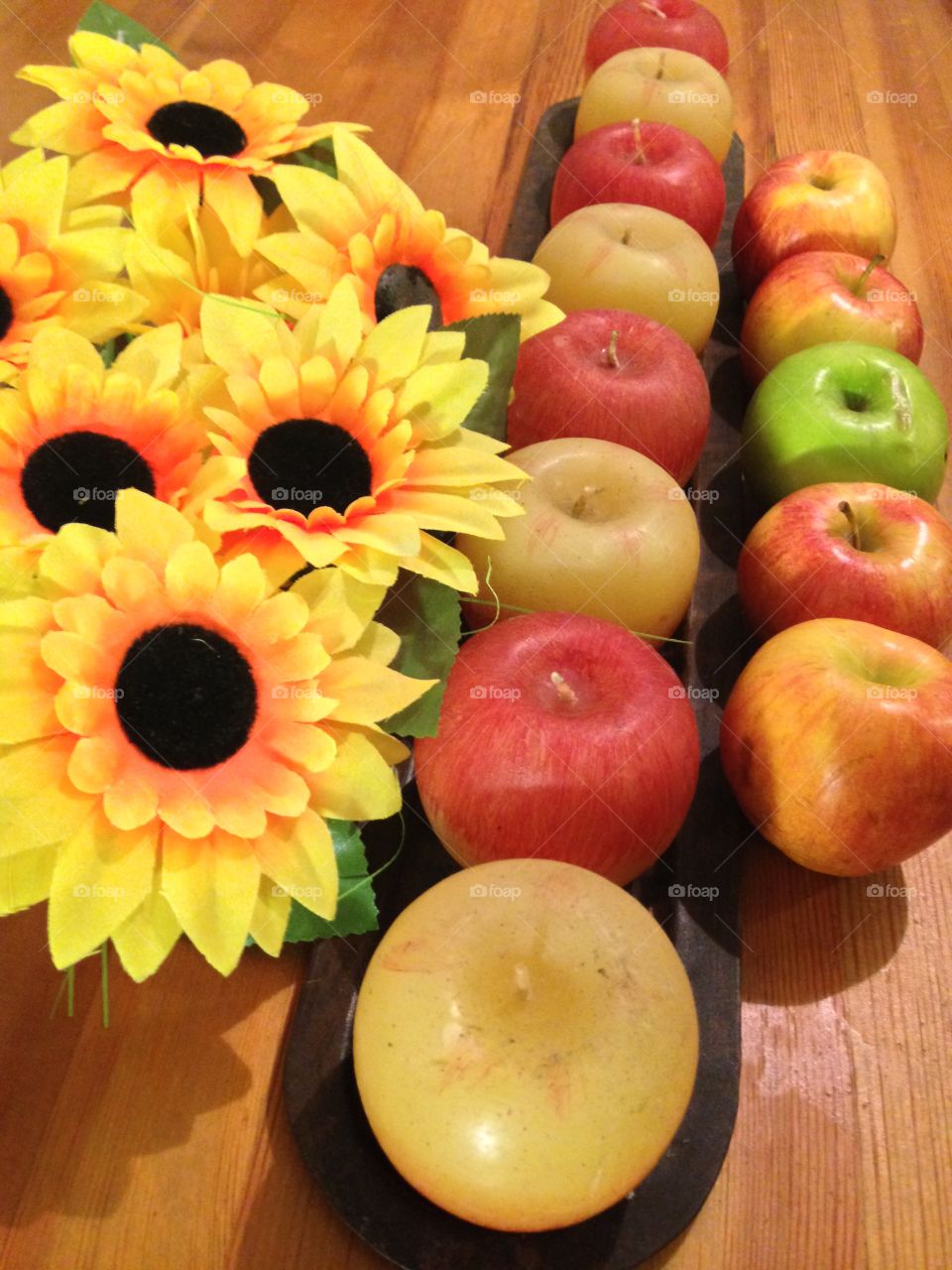 Red And Others 

Published by:
HappyBrownMonkey 