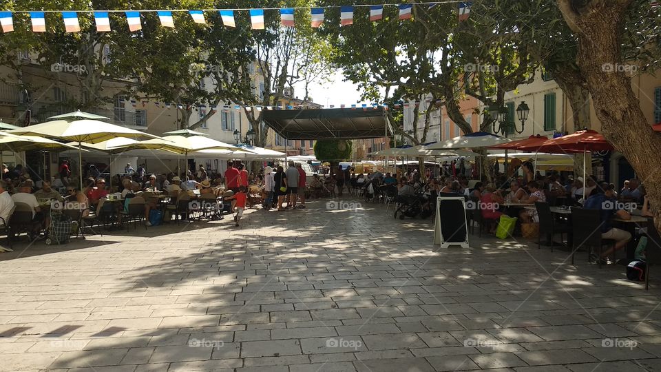 place du marché provençal