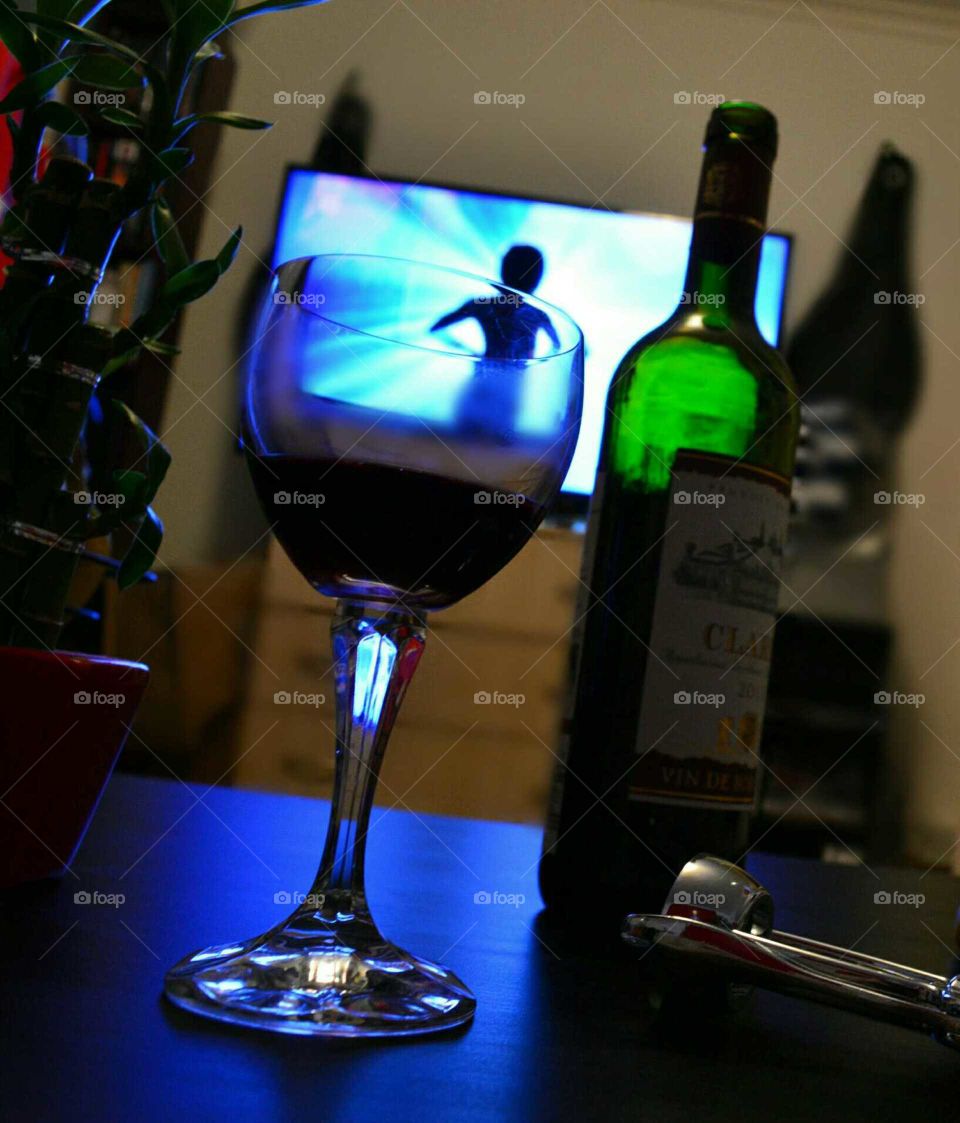 red wine and tv