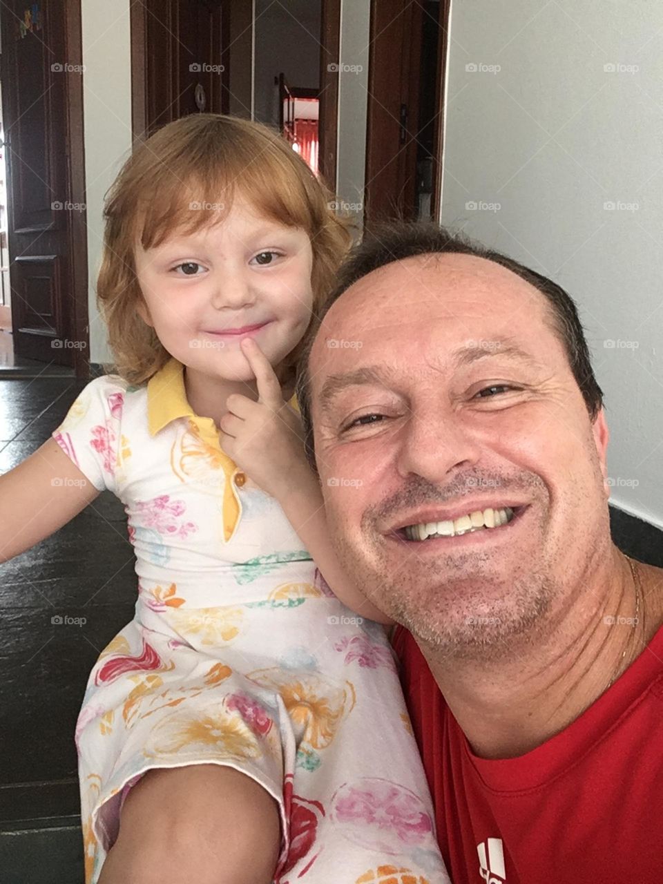 🇺🇸 My daughter Estela is my reason for living!  With your sweet smile, fatherhood is my meaning. / 🇧🇷 Minha filha Estela é a razão do meu viver! Com seu doce sorriso, a paternidade é o meu sentido.