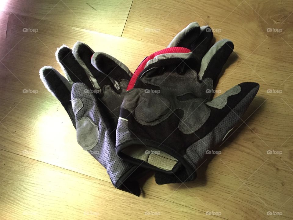 MTB gloves