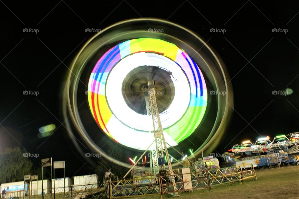 parque de diversiones de algún pueblito