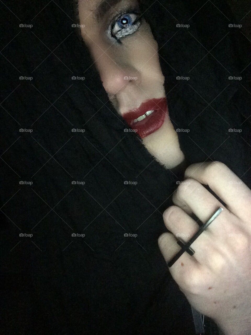 Only the prettiest show through the darkness