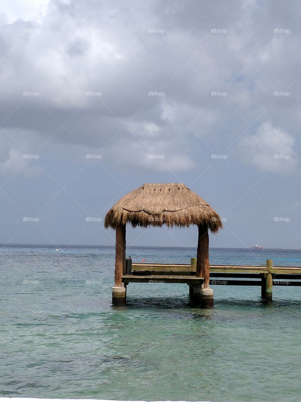 palapa overlooking the oean