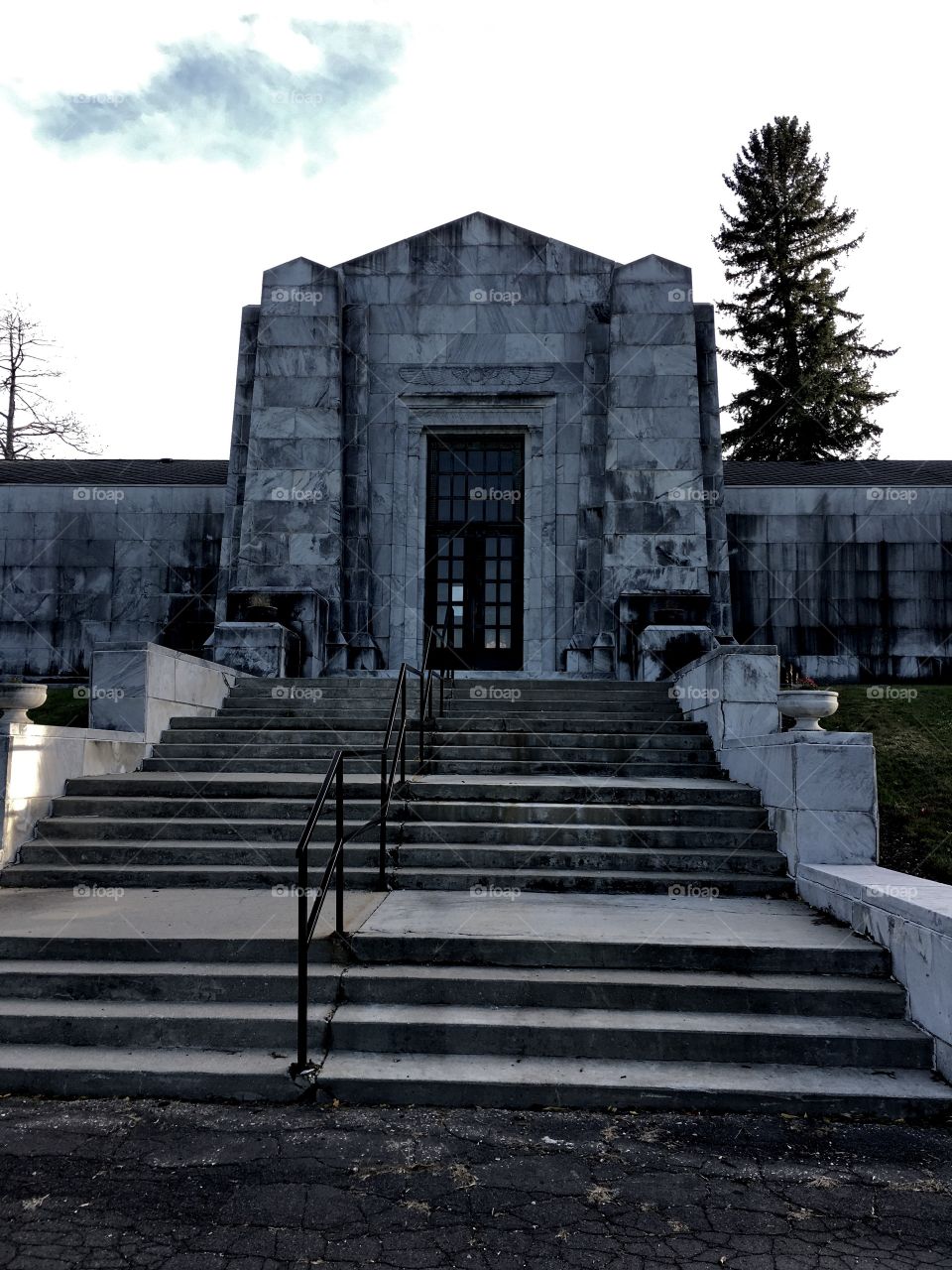 Mausoleum 