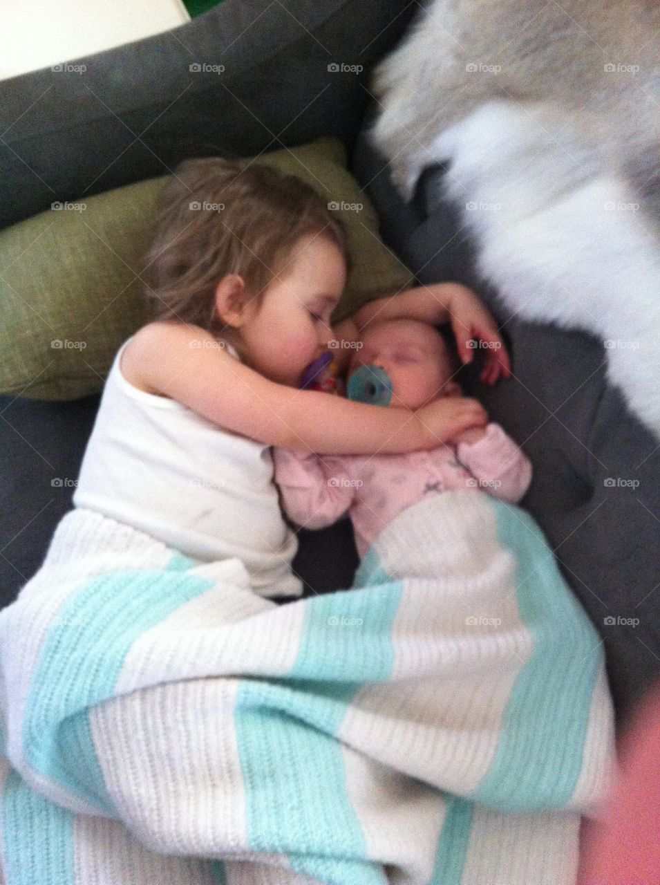 Sleeping sisters. Sleeping sisters