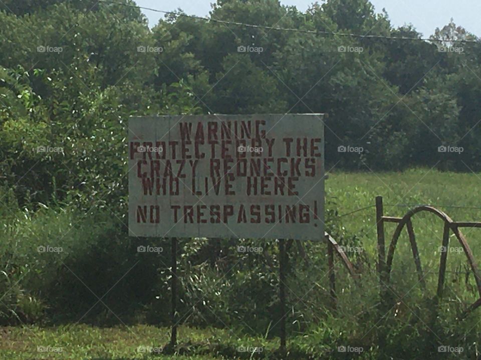 While we were out looking for yard sales we came upon this sign and it made me laugh!