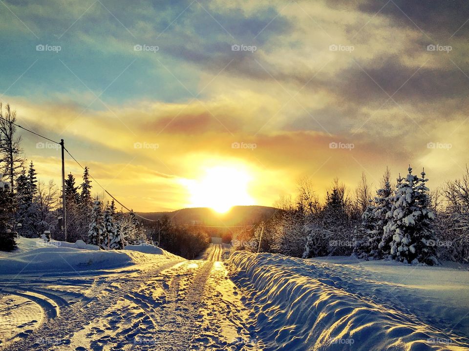 Sunset in winter landscape 