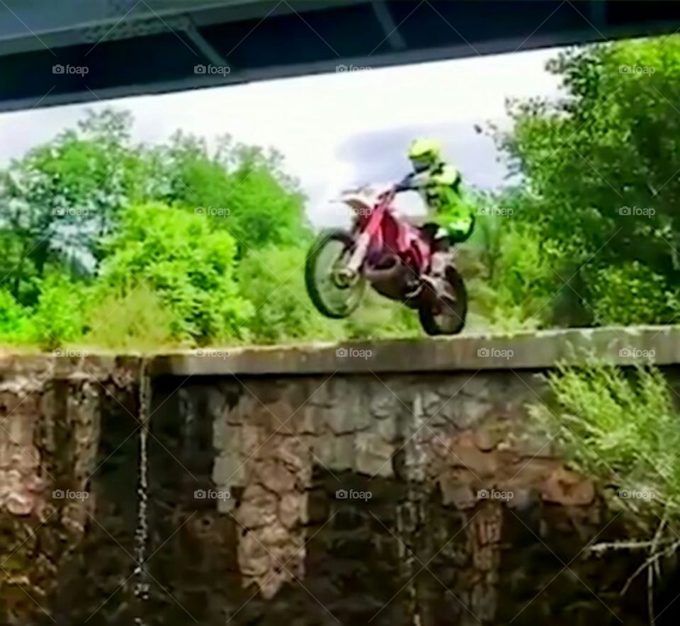 bike stunts
