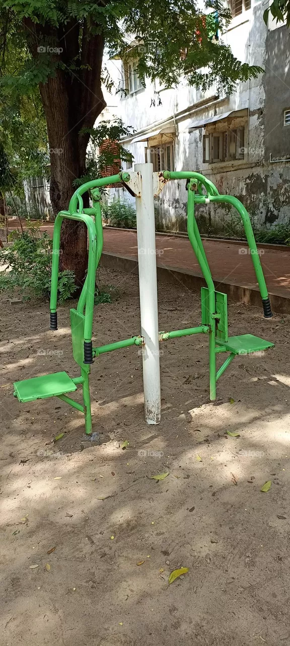 Chest Press Gym