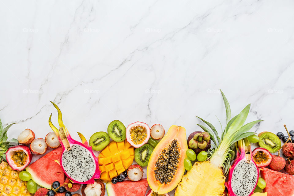 Flatlay fruits 
