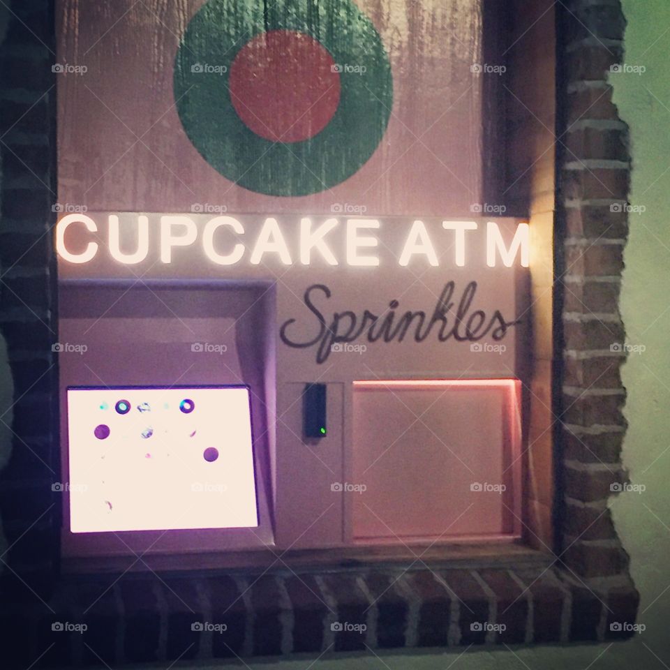 Cupcake ATM Cha-Ching 